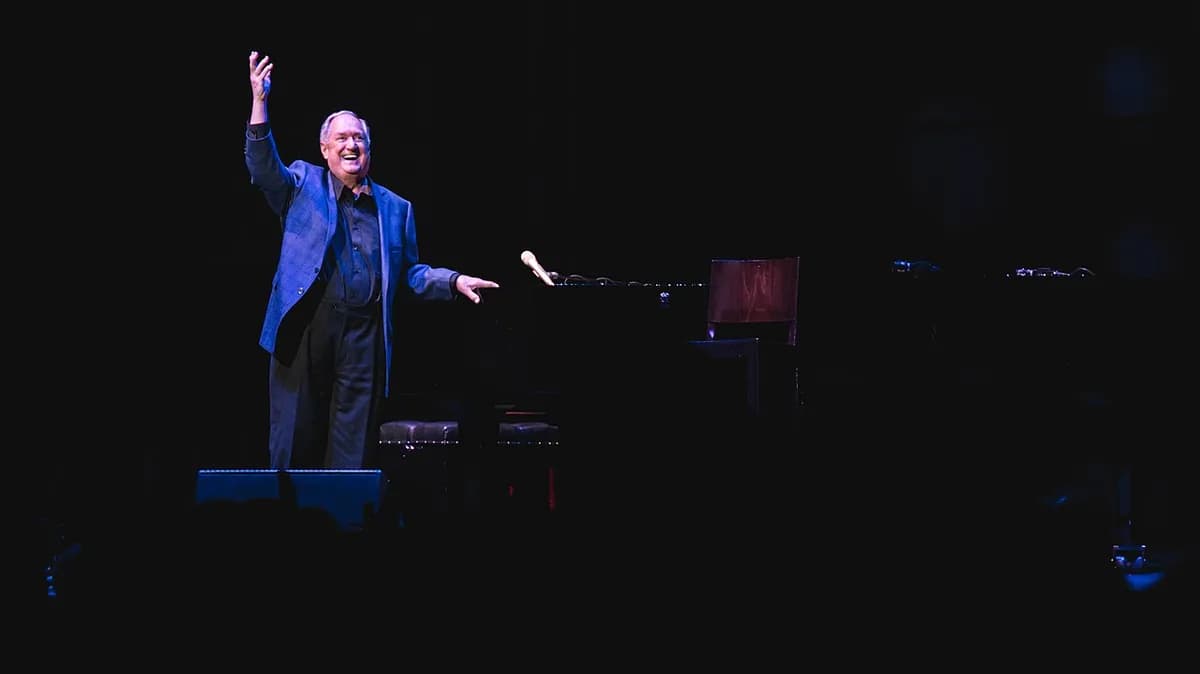 Music Icon Neil Sedaka Dies at 86
