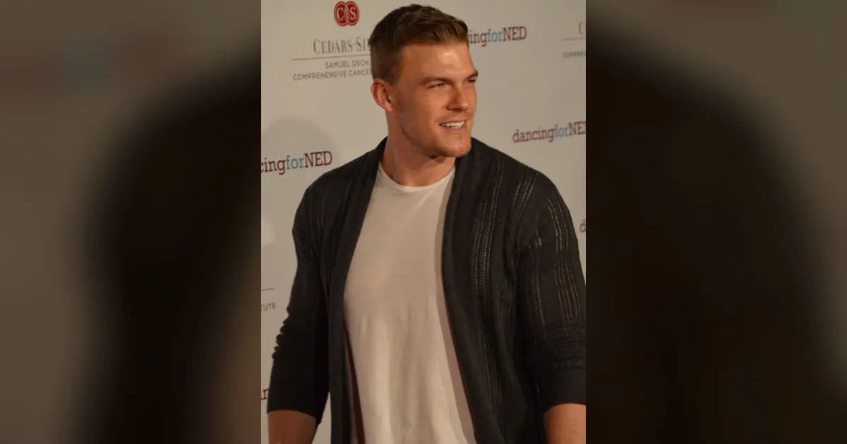 Alan Ritchson Swaps 'Reacher' for Rangers in Netflix's 'War Machine'